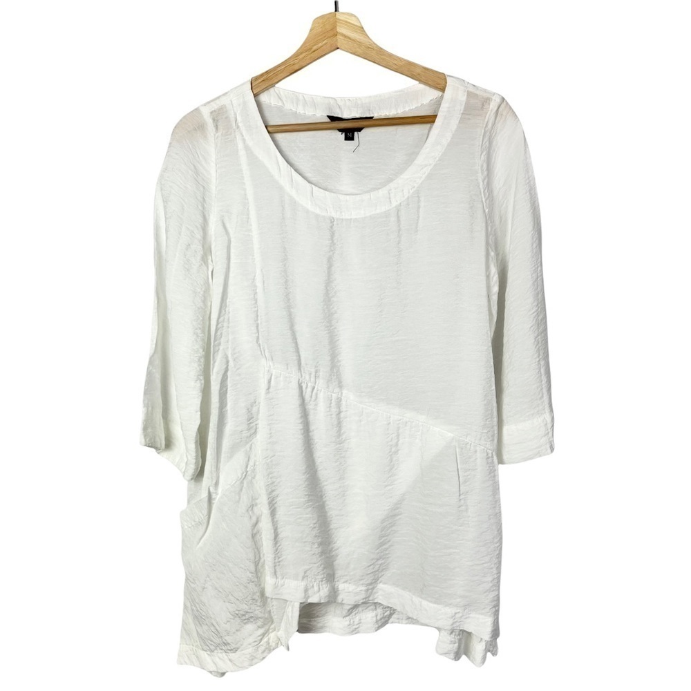 Citron White Scoop Neck 3/4 Sleeve Asymmetrical Hem Blouse M‎
